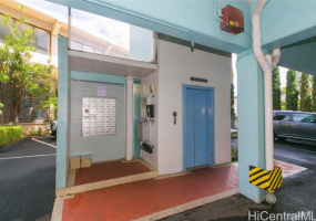 2873 King Street,Honolulu,Hawaii,96826,1 ベッドルーム ベッドルーム,1 バスルームバスルーム,コンド / タウンハウス,King,2,18623262