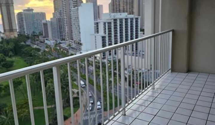 430 Keoniana Street,Honolulu,Hawaii,96815,2 Bedrooms Bedrooms,1 BathroomBathrooms,Condo/Townhouse,Keoniana,13,19340262