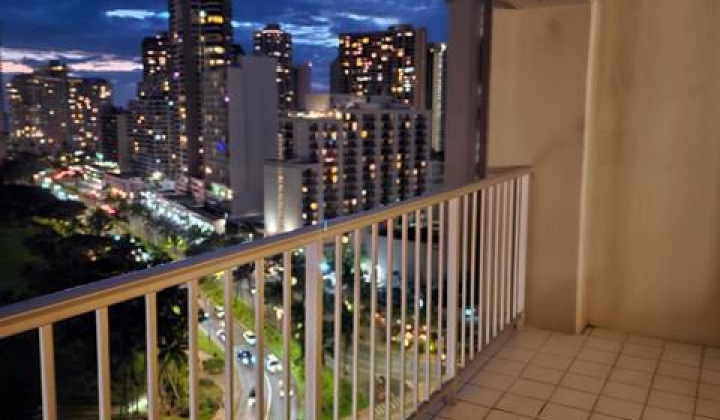 430 Keoniana Street,Honolulu,Hawaii,96815,2 Bedrooms Bedrooms,1 BathroomBathrooms,Condo/Townhouse,Keoniana,13,19340262