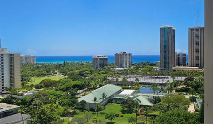430 Keoniana Street,Honolulu,Hawaii,96815,2 Bedrooms Bedrooms,1 BathroomBathrooms,Condo/Townhouse,Keoniana,13,19340262