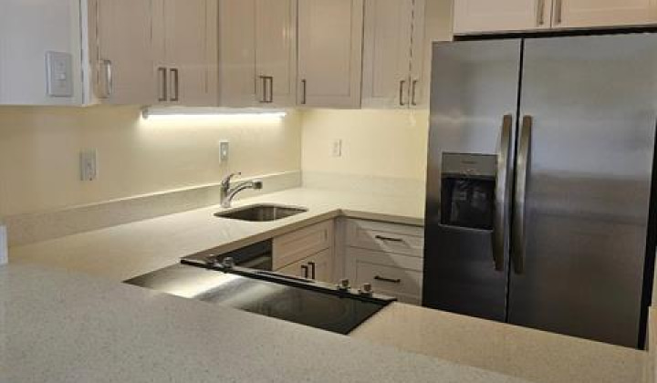 430 Keoniana Street,Honolulu,Hawaii,96815,2 Bedrooms Bedrooms,1 BathroomBathrooms,Condo/Townhouse,Keoniana,13,19340262