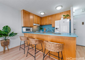 2140 Kuhio Avenue,Honolulu,Hawaii,96815,1 ベッドルーム ベッドルーム,1 バスルームバスルーム,コンド / タウンハウス,Kuhio,15,18176914