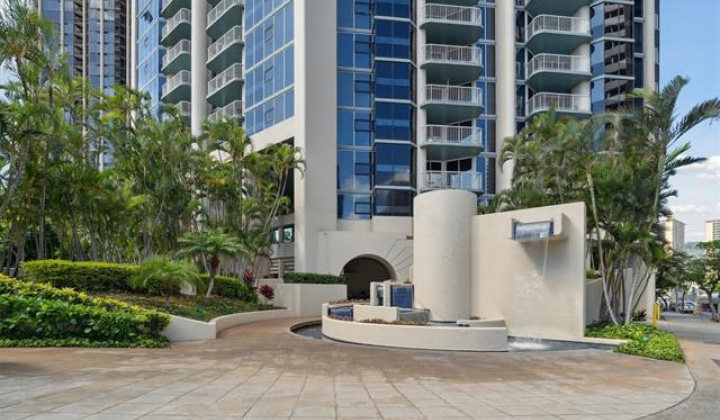 1212 Nuuanu Avenue,Honolulu,Hawaii,96817,2 Bedrooms Bedrooms,2 BathroomsBathrooms,Condo/Townhouse,Nuuanu,10,18177023