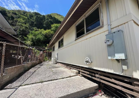 2343 Kuahea Street,Honolulu,Hawaii,96816,3 Bedrooms Bedrooms,1 BathroomBathrooms,Single family,Kuahea,18177174