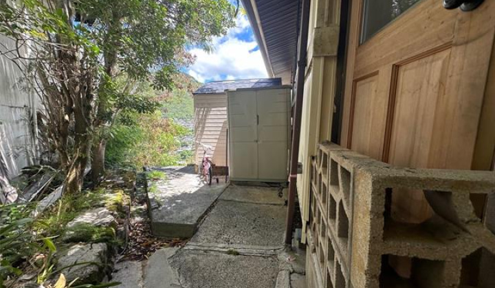 2343 Kuahea Street,Honolulu,Hawaii,96816,3 Bedrooms Bedrooms,1 BathroomBathrooms,Single family,Kuahea,18177174
