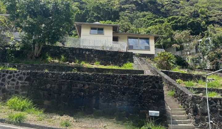 2343 Kuahea Street,Honolulu,Hawaii,96816,3 Bedrooms Bedrooms,1 BathroomBathrooms,Single family,Kuahea,18177174