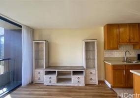 320 Liliuokalani Avenue,Honolulu,Hawaii,96815,2 ベッドルーム ベッドルーム,1 バスルームバスルーム,コンド / タウンハウス,Liliuokalani,22,18177229