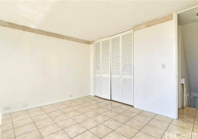 555 大学 Avenue,Honolulu,Hawaii,96826,1 ベッドルーム ベッドルーム,1 バスルームバスルーム,コンド / タウンハウス,University,4,18177283
