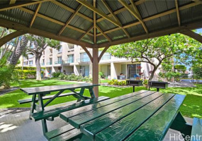 555 大学 Avenue,Honolulu,Hawaii,96826,1 ベッドルーム ベッドルーム,1 バスルームバスルーム,コンド / タウンハウス,University,4,18177283