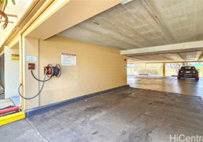 555 大学 Avenue,Honolulu,Hawaii,96826,1 ベッドルーム ベッドルーム,1 バスルームバスルーム,コンド / タウンハウス,University,4,18177283