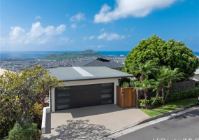 3865 Mariposa Drive,Honolulu,Hawaii,96816,6 ベッドルーム ベッドルーム,5 バスルームバスルーム,一戸建て,Mariposa,18625348