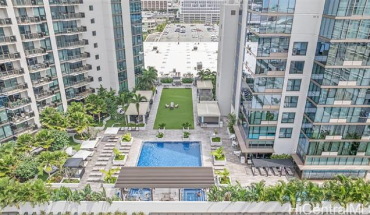 1388 Kapiolani Boulevard,Honolulu,Hawaii,96814,3 Bedrooms Bedrooms,3 BathroomsBathrooms,Condo/Townhouse,Kapiolani,12,18626931