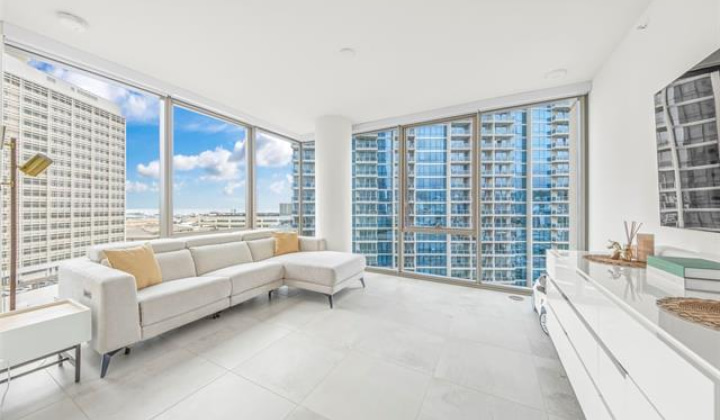 1388 Kapiolani Boulevard,Honolulu,Hawaii,96814,3 Bedrooms Bedrooms,3 BathroomsBathrooms,Condo/Townhouse,Kapiolani,12,18626931