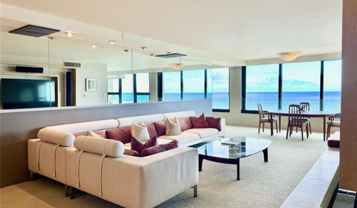 1600 Ala Moana Boulevard,Honolulu,Hawaii,96815,2 Bedrooms Bedrooms,2 BathroomsBathrooms,Condo/Townhouse,Ala Moana,29,18177974