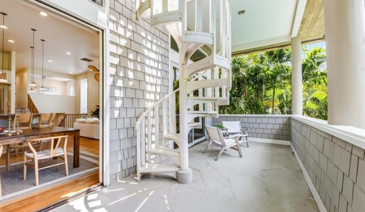 120 Kuine Place,Honolulu,Hawaii,96816,4 Bedrooms Bedrooms,3 BathroomsBathrooms,Single family,Kuine,18179262