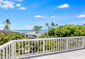 120 Kuine Place,Honolulu,Hawaii,96816,4 Bedrooms Bedrooms,3 BathroomsBathrooms,Single family,Kuine,18179262