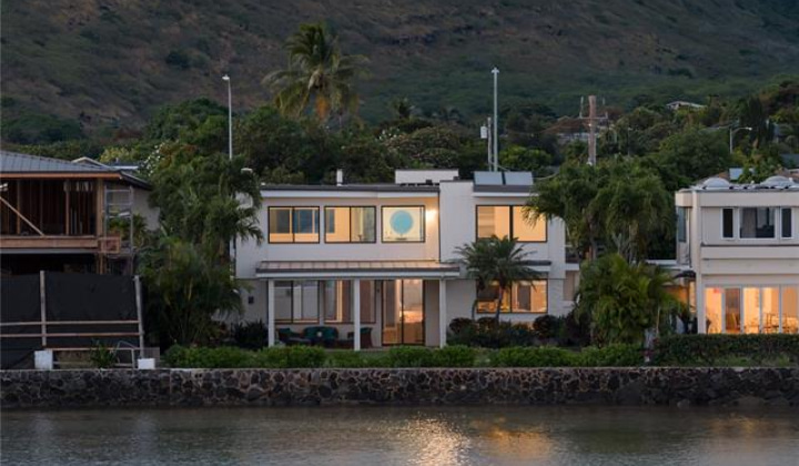5811 Kalanianaole Highway,Honolulu,Hawaii,96821,5 ベッドルーム ベッドルーム,4 バスルームバスルーム,一戸建て,Kalanianaole,19369355