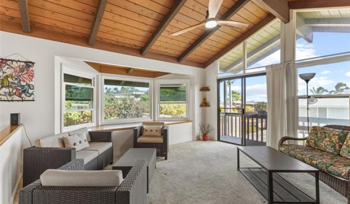 5225 Kalanianaole Highway,Honolulu,Hawaii,96821,3 Bedrooms Bedrooms,3 BathroomsBathrooms,Single family,Kalanianaole,18629762