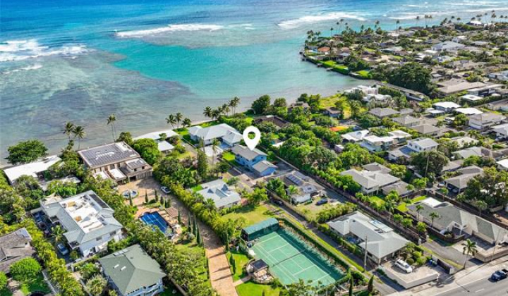 469 A Portlock Road,Honolulu,Hawaii,96825,3 Bedrooms Bedrooms,3 BathroomsBathrooms,Single family,Portlock,17772086