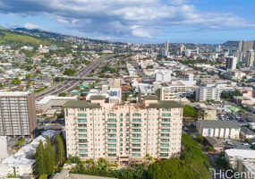 1740 Beretania Street,Honolulu,Hawaii,96826,2 Bedrooms Bedrooms,2 BathroomsBathrooms,Condo/Townhouse,Beretania,8,18765114