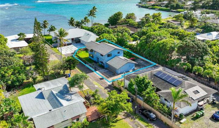5225 Kalanianaole Highway,Honolulu,Hawaii,96821,3 Bedrooms Bedrooms,3 BathroomsBathrooms,Single family,Kalanianaole,18629762