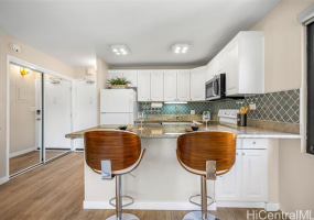 2140 Kuhio Avenue,Honolulu,Hawaii,96815,1 Bedroom Bedrooms,1 BathroomBathrooms,Condo/Townhouse,Kuhio,8,18179849