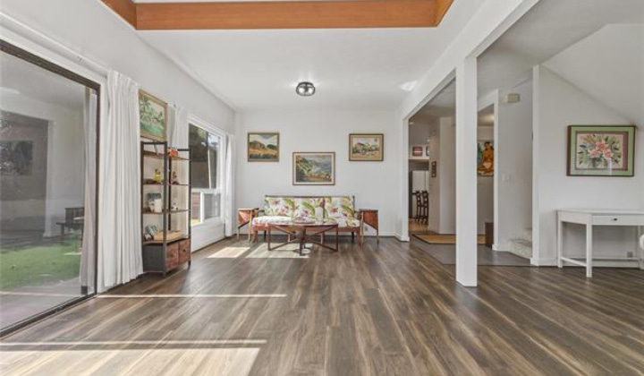 5225 Kalanianaole Highway,Honolulu,Hawaii,96821,3 Bedrooms Bedrooms,3 BathroomsBathrooms,Single family,Kalanianaole,18629762
