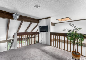 300 Kawaihae Street,Honolulu,Hawaii,96825,3 ベッドルーム ベッドルーム,2 バスルームバスルーム,コンド / タウンハウス,Kawaihae,2,18180046