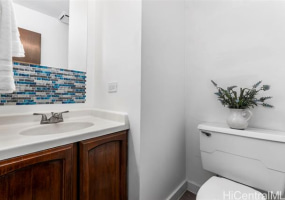 300 Kawaihae Street,Honolulu,Hawaii,96825,3 ベッドルーム ベッドルーム,2 バスルームバスルーム,コンド / タウンハウス,Kawaihae,2,18180046