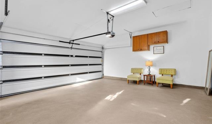 5543 Kalanianaole Highway,Honolulu,Hawaii,96821,3 Bedrooms Bedrooms,2 BathroomsBathrooms,Single family,Kalanianaole,19046208