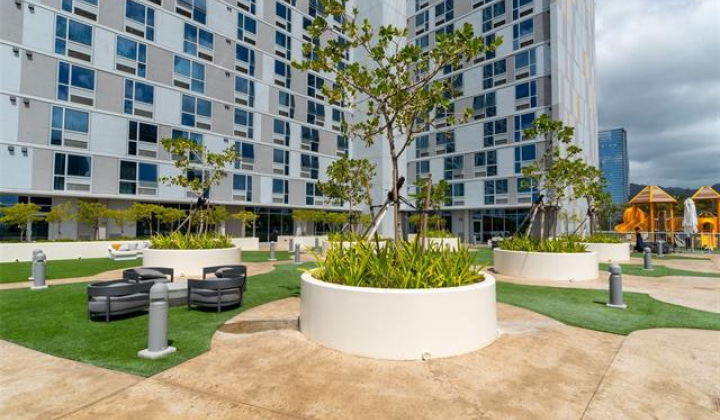 988 Halekauwila Street,Honolulu,Hawaii,96814,3 Bedrooms Bedrooms,2 BathroomsBathrooms,Condo/Townhouse,Halekauwila,25,19345483