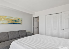 419 Atkinson Drive,Honolulu,Hawaii,96814,2 ベッドルーム ベッドルーム,1 バスルームバスルーム,コンド / タウンハウス,Atkinson,10,18180394