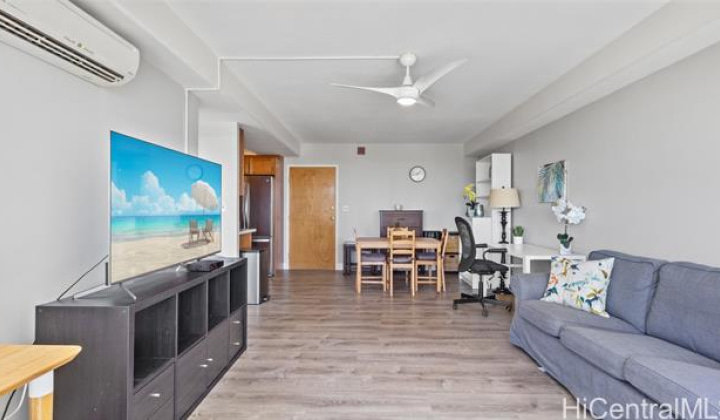 419 Atkinson Drive,Honolulu,Hawaii,96814,2 ベッドルーム ベッドルーム,1 バスルームバスルーム,コンド / タウンハウス,Atkinson,10,18180394