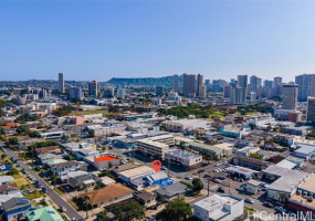 2110 Beretania Street,Honolulu,Hawaii,96826,6 Bedrooms Bedrooms,3 BathroomsBathrooms,Single family,Beretania,18180520