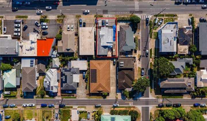 2110 Beretania Street,Honolulu,Hawaii,96826,6 Bedrooms Bedrooms,3 BathroomsBathrooms,Single family,Beretania,18180520
