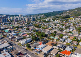 2110 Beretania Street,Honolulu,Hawaii,96826,6 Bedrooms Bedrooms,3 BathroomsBathrooms,Single family,Beretania,18180520