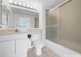 3054 Ala Poha Place,Honolulu,Hawaii,96818,3 Bedrooms Bedrooms,2 BathroomsBathrooms,Condo/Townhouse,Ala Poha,5,18180894