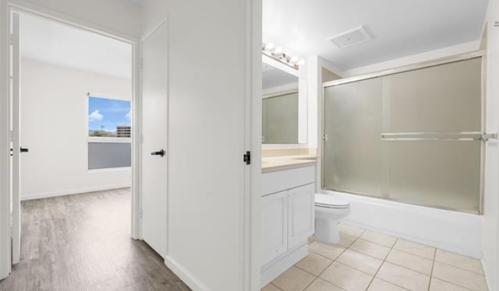 3054 Ala Poha Place,Honolulu,Hawaii,96818,3 Bedrooms Bedrooms,2 BathroomsBathrooms,Condo/Townhouse,Ala Poha,5,18180894