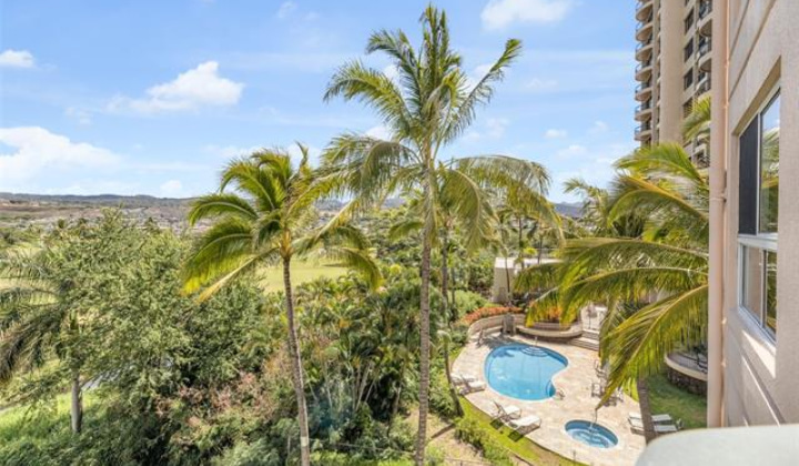 3054 Ala Poha Place,Honolulu,Hawaii,96818,3 Bedrooms Bedrooms,2 BathroomsBathrooms,Condo/Townhouse,Ala Poha,5,18180894