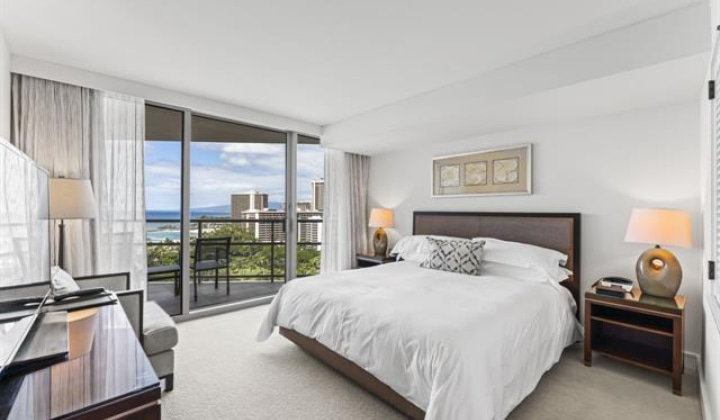 223 Saratoga Road,Honolulu,Hawaii,96815,1 Bedroom Bedrooms,1 BathroomBathrooms,Condo/Townhouse,Saratoga,19,18181838