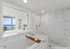 223 Saratoga Road,Honolulu,Hawaii,96815,1 Bedroom Bedrooms,1 BathroomBathrooms,Condo/Townhouse,Saratoga,19,18181838