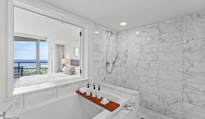 223 Saratoga Road,Honolulu,Hawaii,96815,1 Bedroom Bedrooms,1 BathroomBathrooms,Condo/Townhouse,Saratoga,19,18181838