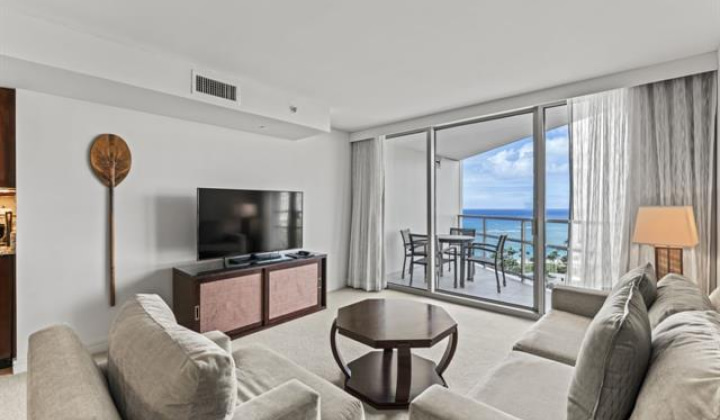 223 Saratoga Road,Honolulu,Hawaii,96815,1 Bedroom Bedrooms,1 BathroomBathrooms,Condo/Townhouse,Saratoga,19,18181838