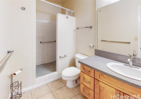 425 Ena Road,Honolulu,Hawaii,96815,1 Bedroom Bedrooms,1 BathroomBathrooms,Condo/Townhouse,Ena,3,18181859