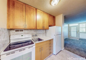 425 Ena Road,Honolulu,Hawaii,96815,1 Bedroom Bedrooms,1 BathroomBathrooms,Condo/Townhouse,Ena,3,18181859