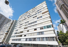 425 Ena Road,Honolulu,Hawaii,96815,1 Bedroom Bedrooms,1 BathroomBathrooms,Condo/Townhouse,Ena,3,18181859