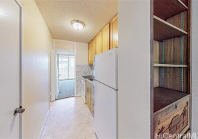425 Ena Road,Honolulu,Hawaii,96815,1 Bedroom Bedrooms,1 BathroomBathrooms,Condo/Townhouse,Ena,3,18181859