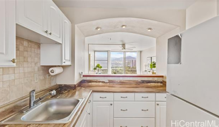 949 Ala Nanala Street,Honolulu,Hawaii,96818,2 Bedrooms Bedrooms,1 BathroomBathrooms,Condo/Townhouse,Ala Nanala,12,18181870