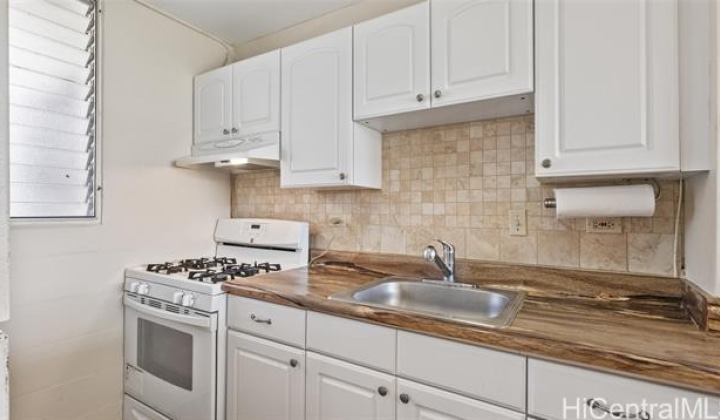 949 Ala Nanala Street,Honolulu,Hawaii,96818,2 Bedrooms Bedrooms,1 BathroomBathrooms,Condo/Townhouse,Ala Nanala,12,18181870