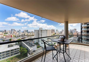 1015 Wilder Avenue,Honolulu,Hawaii,96822,3 ベッドルーム ベッドルーム,2 バスルームバスルーム,コンド / タウンハウス,Wilder,9,18182135